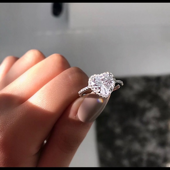 Sterling Silver Plated Heart CZ ring - Picture 5 of 8